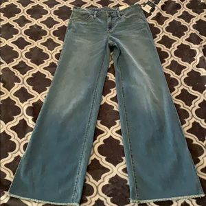 Universal Thread size 2 wide leg